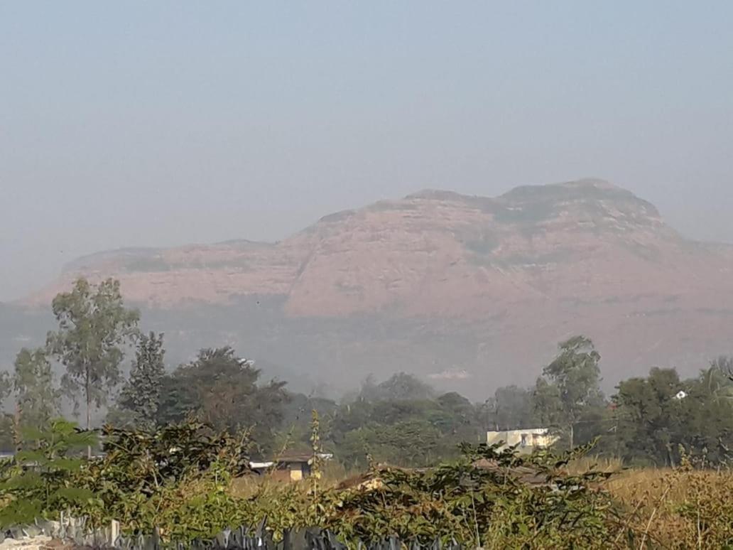 Karjat Mountain Villa ภายนอก รูปภาพ