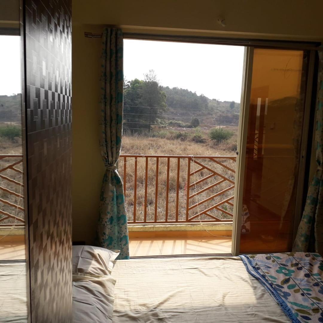 Karjat Mountain Villa ภายนอก รูปภาพ
