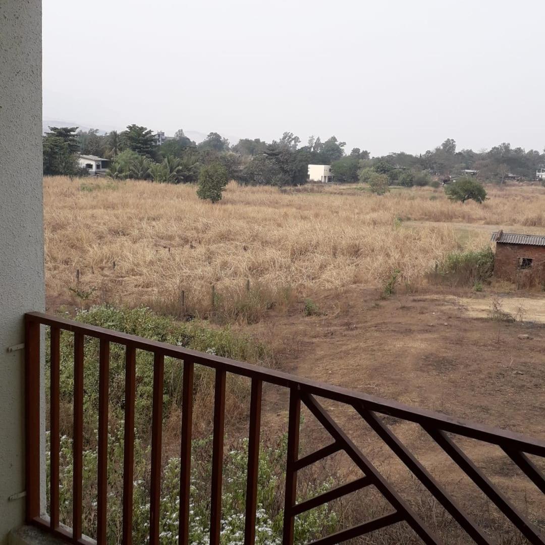 Karjat Mountain Villa ภายนอก รูปภาพ
