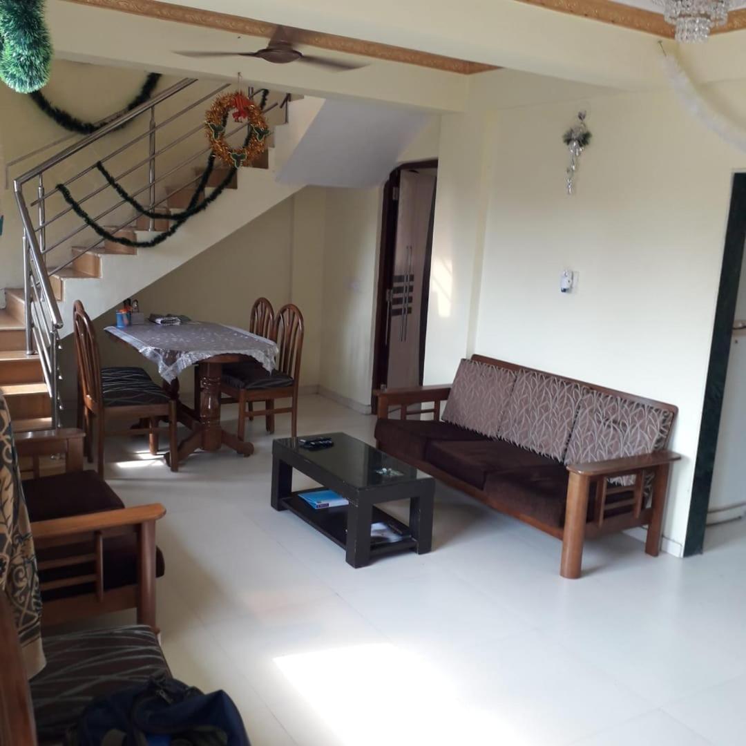 Karjat Mountain Villa ภายนอก รูปภาพ